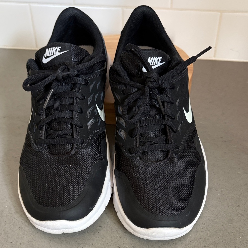Nike Black and White Running Shoes